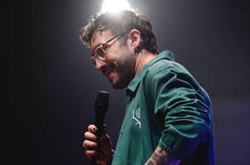 Edo Caroe se alista para el Festival de Viña 2025, lanza libro y fija su último show del año