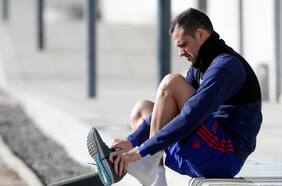 “Se están manejando muy mal las cosas”: la crítica de Guillermo Marino a Azul Azul por el frustrado arribo de Vargas a la U