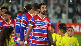 Juan Martín Lucero rescinde con Fortaleza y se acerca a la U con el mayor salario del fútbol chileno