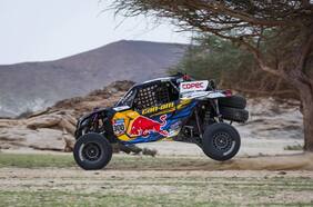 Chaleco López confirma su favoritismo y gana la primera etapa del Dakar