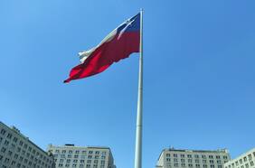 Chile pierde terreno y se encamina a completar 15 años creciendo bajo el mundo