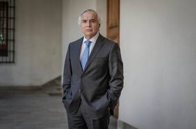 Chadwick declara ante tribunales por Caso Catrillanca y apunta a primeros informes de Carabineros: “Expresé que no me daba por tranquilo con la información recibida”