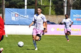 “Se sumará a la proyección y al primer equipo”: la UC sorprende y ficha a volante argentino de 19 años