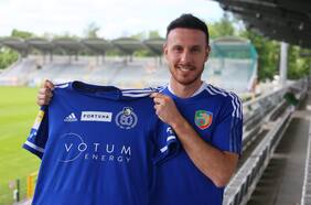 Su primer tanto en el año: Ángelo Henríquez se estrena como goleador en la liga de Polonia