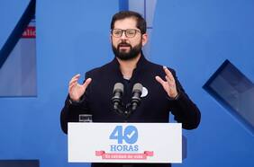 Presidente Boric promulga 40 horas y llama a salir de las trincheras para avanzar en reforma de pensiones y tributaria