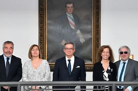 Un Tricel todopoderoso: el largo historial de casos en que el máximo tribunal electoral expulsó de la papeleta a candidatos