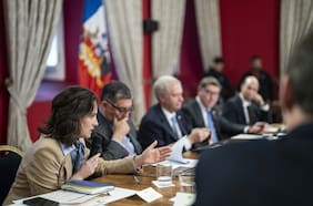 Gobierno evalúa que ingreso a redes sociales sea con Clave Única para restringir acceso a menores de edad