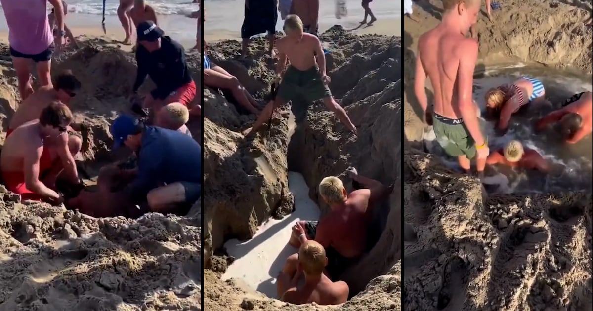 Hacían un castillo de arena y casi termina en tragedia: dos niños quedaron atrapados en la orilla de la playa