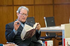 5 ideas de Paul Auster sobre Estados Unidos y las armas de fuego