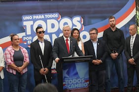 Con un perfil definido: las cartas de José Antonio Kast para asumir el Ministerio del Deporte en su gobierno