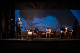 Teatro Camilo Henríquez revive caso Quemados y memoria en dictadura