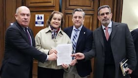 Bancadas UDI y PNL envían carta al ministro Rabat en la que piden eliminar el INDH a través de un proyecto de ley