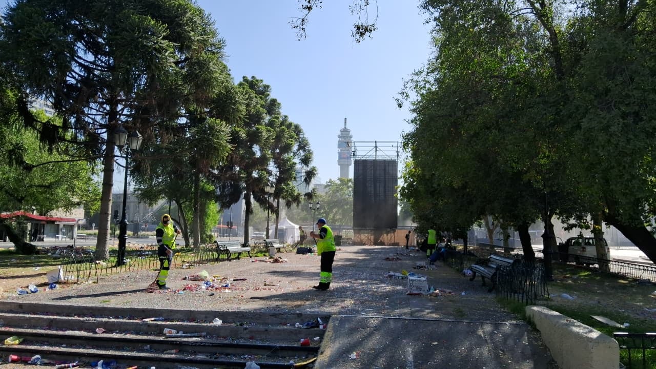 Exitoso retorno de las celebraciones de Año Nuevo a la Torre Entel en Santiago