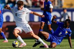 Estados Unidos golea a Francia y clasifica a los octavos de final del Mundial Sub 20