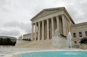 Corte Suprema de EE.UU. evalúa programa de salud de la era Obama