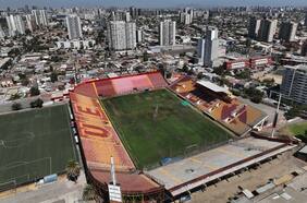 Alcalde de Independencia se opone a la utilización del estadio Santa Laura para realizar la Supercopa