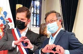 El polémico asesor que Petro trajo al cambio de mando en Chile
