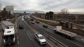 Balance en el inicio del fin de semana largo: cinco fallecidos y más de 155 mil vehículos saliendo de la RM