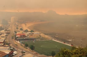 “El fuego pasó a dos metros del complejo”: el dramático testimonio y cómo el incendio moviliza a clubes del Biobío y Ñuble