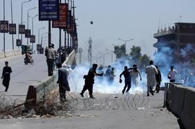 Pakistán: Violentas protestas tras detención del exprimer ministro Imran Khan