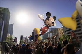 Paris Parade vuelve a Santiago para celebrar los 100 años de Disney