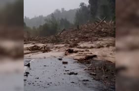 Más de 300 personas se encuentran aisladas producto de un aluvión al interior de Curicó
