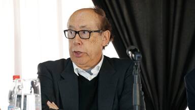 Otro director de Blanco y Negro se pronuncia tras rebaja tributaria y efecto en OPA de Mosa: “No es conveniente”