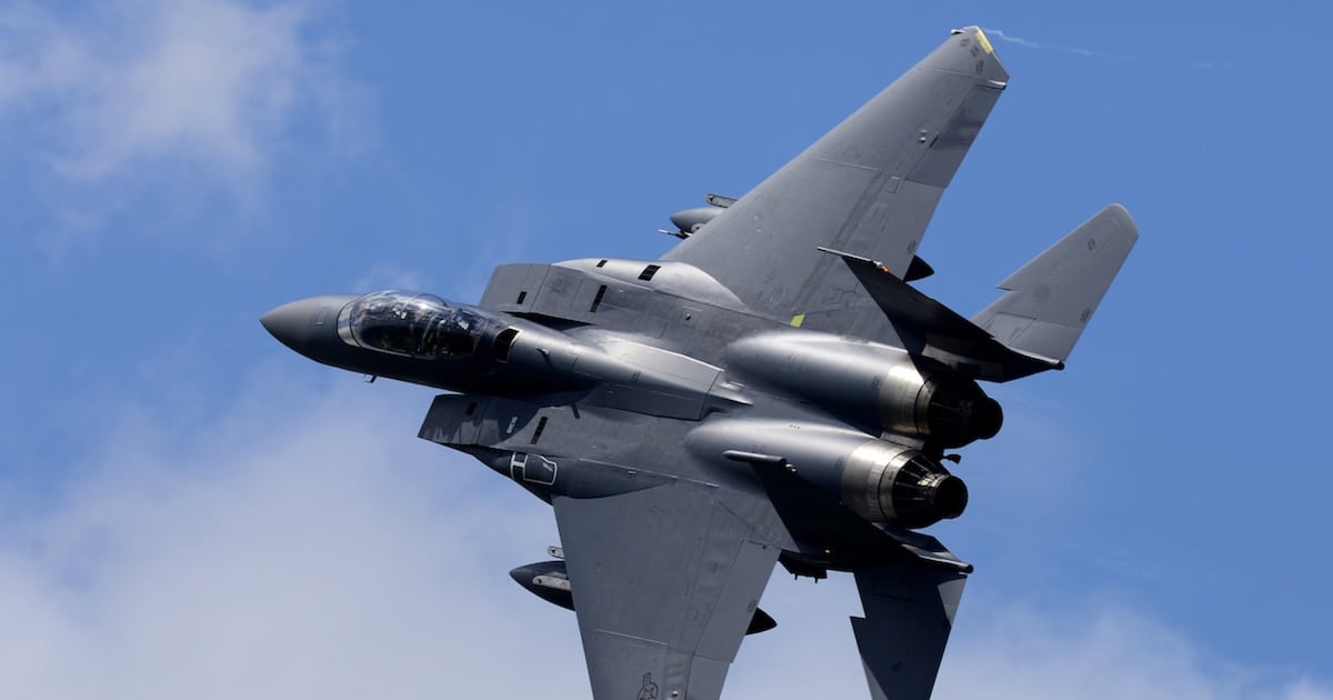 EE.UU. RESCATA A PILOTO EN OPERACIÓN ENCUBIERTA IRÁN