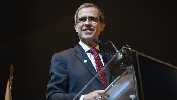 Tiene 113 mil estudiantes en 19 sedes: quién es el nuevo rector al mando de Duoc UC