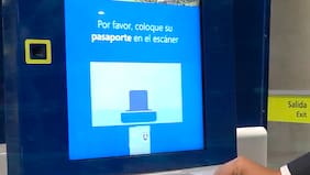 Tótems de autoatención del aeropuerto, otra vez en la mira tras presentar fallas técnicas luego de reciente actualización