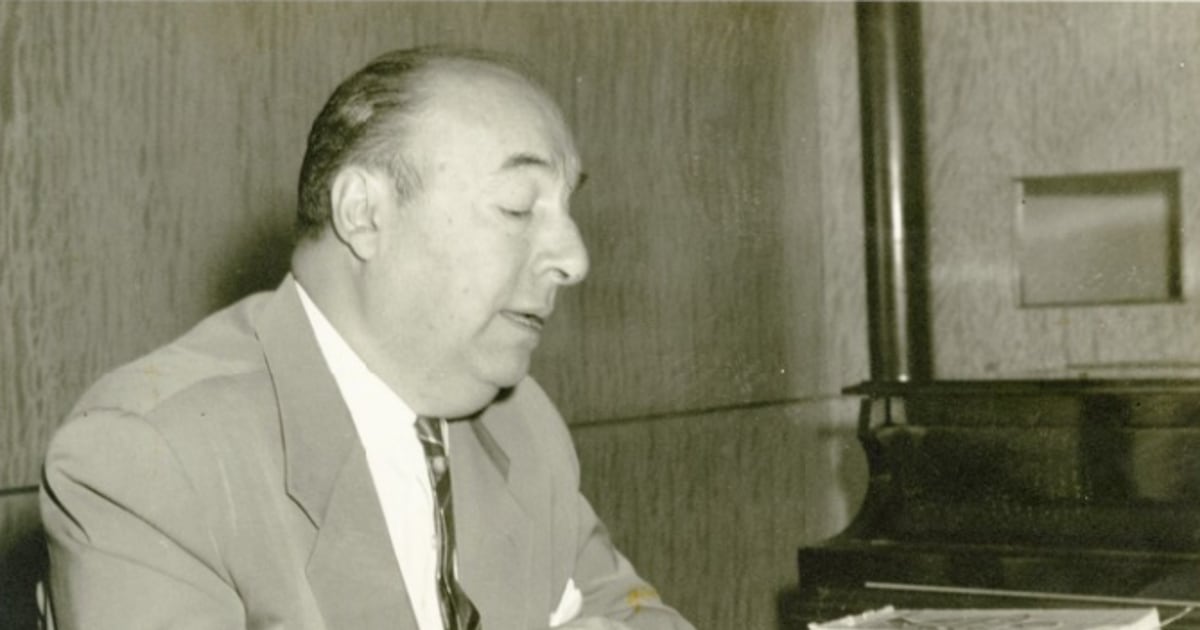 Candidato, embajador y Nobel: los políticos y agitados años finales de Pablo Neruda
