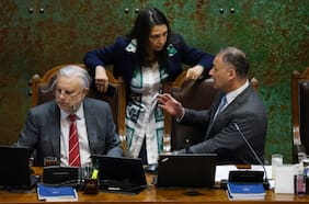 Multa y voto extranjero: riesgo de ausencias dieciocheras en la Cámara obliga a aplazar votación de reformas electorales