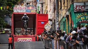 “No perdona errores”: Tómas Slavic va por su quinto título en Valparaíso Cerro Abajo 2026