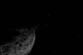 Revive el instante exacto en que la sonda Osiris-Rex de la Nasa se posa sobre el asteroide Bennu y recoge muestras para traerlas a la Tierra
