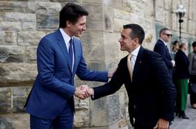 Presidente de Ecuador dice que alcanzó acuerdo comercial con Canadá