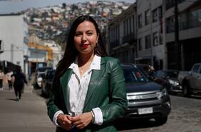 Camila Nieto, alcaldesa electa de Valparaíso, apunta a que proyecto de Sharp “era muy hermético” y que eso “trajo consecuencias para la unidad”