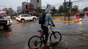 Santiago y Valparaíso se preparan para el “megatemporal” y Kast cancela gira para enfocarse en la respuesta del gobierno