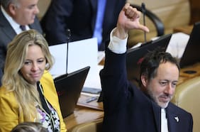 “¿De qué lado estamos?”: libertarios rayan la cancha al gobierno por rechazo a “Escucha su corazón”
