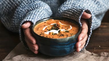 Por qué el frío puede aumentar la sensación de hambre y cómo mantener una alimentación saludable durante el invierno