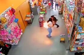 Celular explota en el pantalón de una mujer y le provoca quemaduras de segundo grado