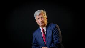 “Las compañías sabían que estaban cobrando de más”: Mayne-Nicholls también apunta a eléctricas por error en tarifas de luz