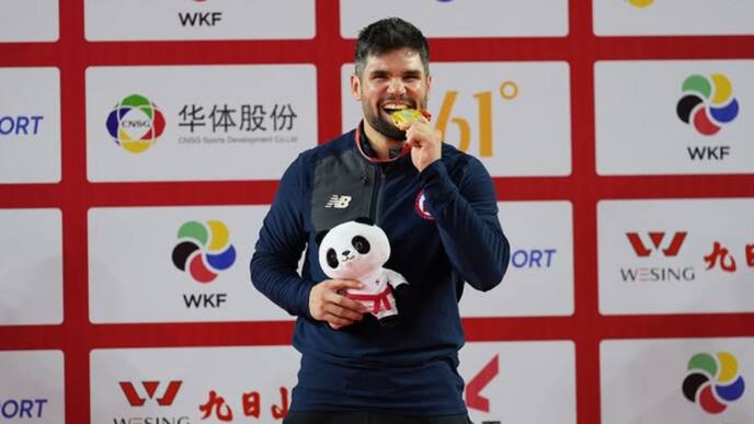 Rodrigo Rojas continúa haciendo historia y gana su segunda medalla de oro del año en la Premier League de karate
