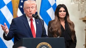 Trump pide la dimisión de la embajadora de EE.UU. en Grecia en medio de una investigación por negligencia