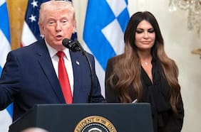 Trump pide la dimisión de la embajadora de EE.UU. en Grecia en medio de una investigación por negligencia