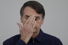 Real brasileño honra su reputación de ser la moneda más volátil