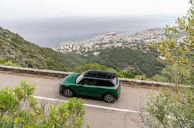 ¿Sabes que es el British Racing Green y que su origen está en el automovilismo?