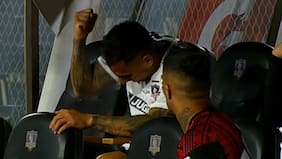 Golpeando el banco: la furia de Javier Correa en Colo Colo tras lesionarse previo al Superclásico con la U