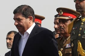 Quién es Mohamad Mojber, el presidente interino de Irán