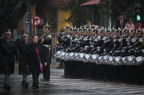Ministra de Defensa dice que “las Fuerzas Armadas siempre han estado para apoyar a la ciudadanía”, pero que “no pueden reemplazar la tarea policial”