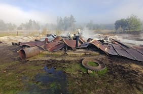 Dos adultos mayores fallecen en incendio en vivienda en Constitución